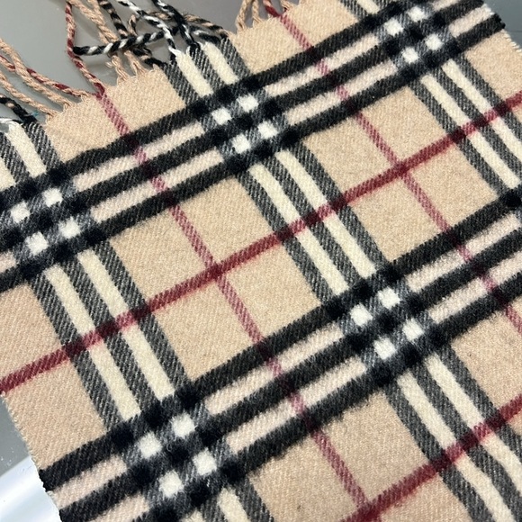 Burberry Cashmere Scarf Check Authentic - Picture 3 of 3